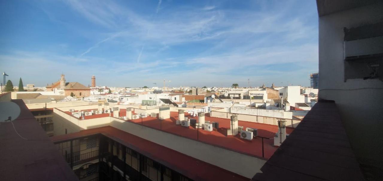 Estudio Sevilla Centro Bagian luar foto